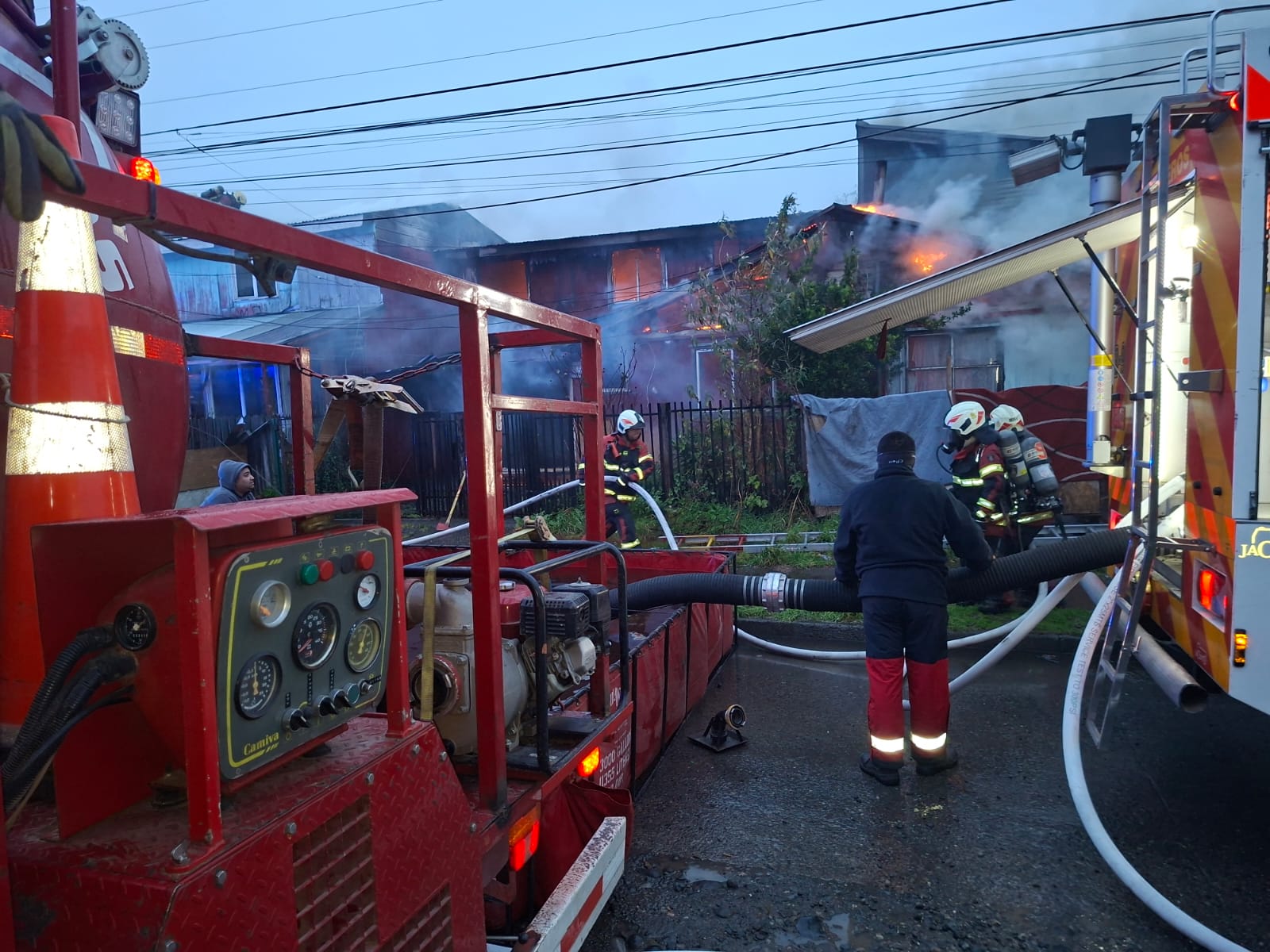 ¡Nadie lo conoce! Al Delegado Cristián Palma no lo cacha ni Santa Isabel, mientras que los Chicos Buenos de Bomberos se coronan como los más amados por los cuáticos